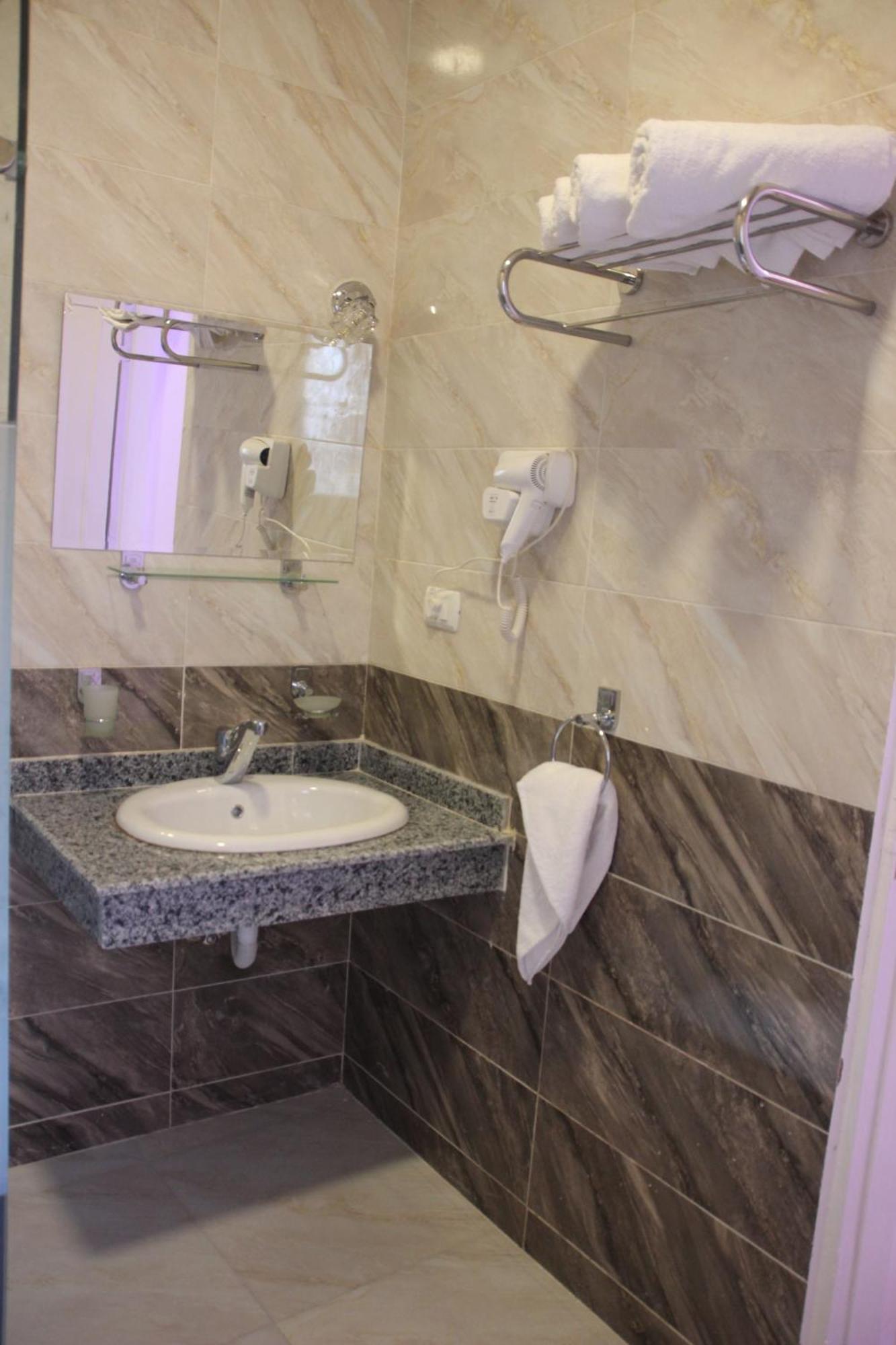 Farida Pyramids Boutique Hotel Kafret el-Gabal Zewnętrze zdjęcie