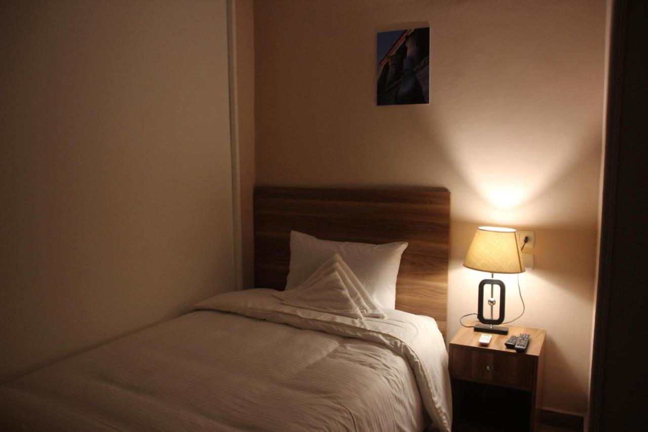 Farida Pyramids Boutique Hotel Kafret el-Gabal Zewnętrze zdjęcie